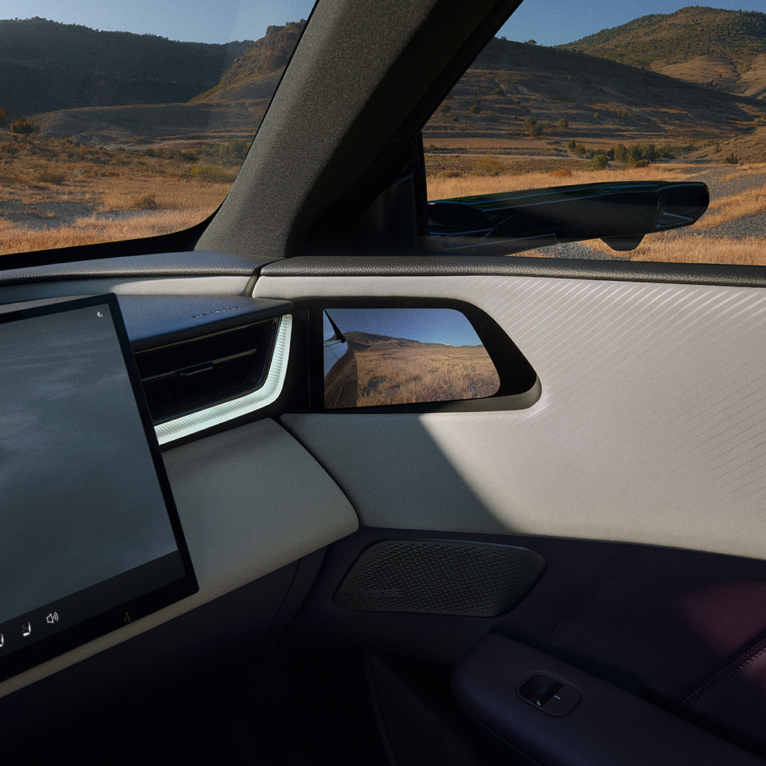 Mazda-CX6e-bagagerum